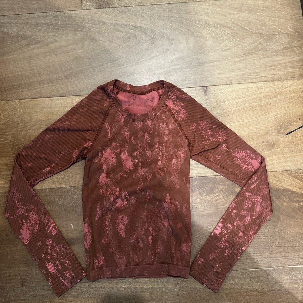 Lululemon Athletica Brown and Pink Patterned Long Sleeve